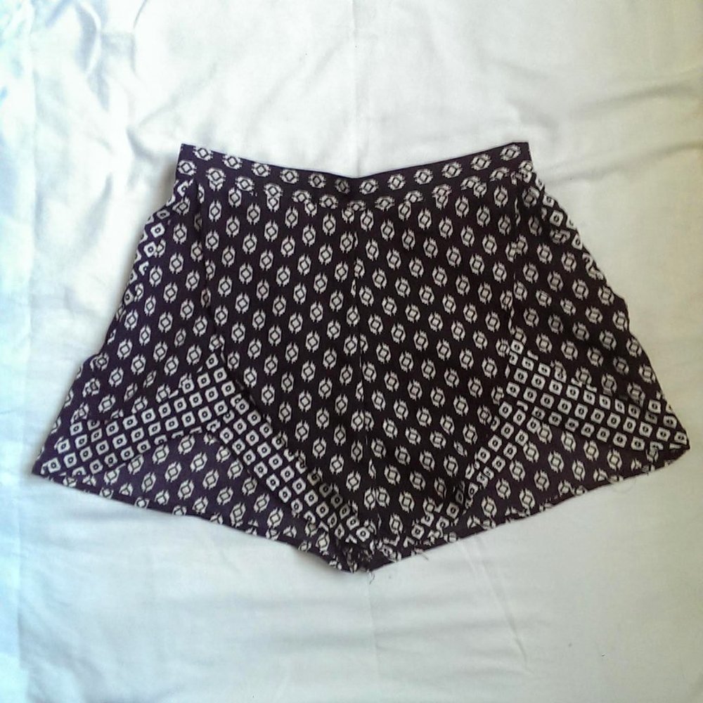 Xhilaration tribal print XS